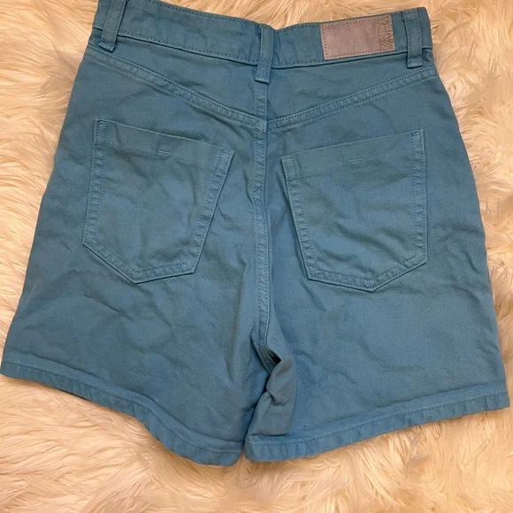 Zara‎ - Picture 3 of 5